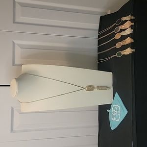 Consign with Pretty Peacock